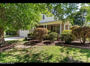 822 Lambrook Dr, Wilmington, NC 28411