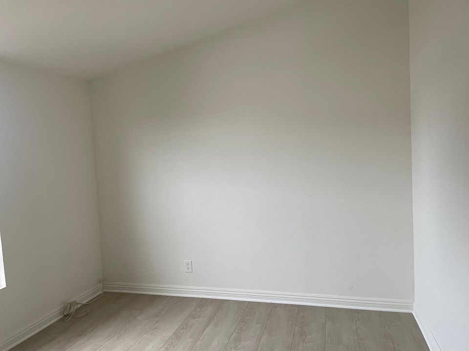 2nd image of 4771 Dozier St