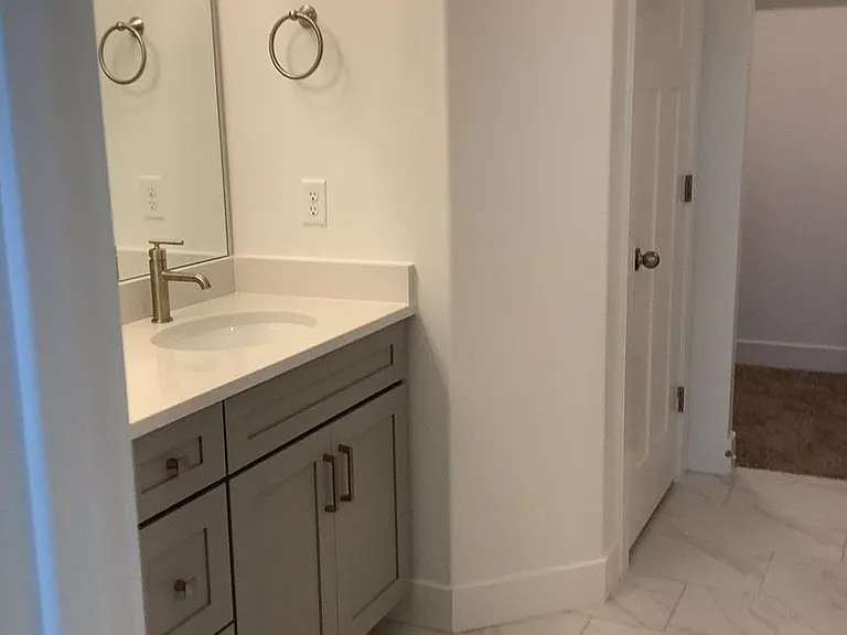 941 N Portman Way — Photo 11