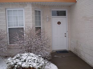 238 Adams Pointe Blvd UNIT 1, Mars, PA 16046