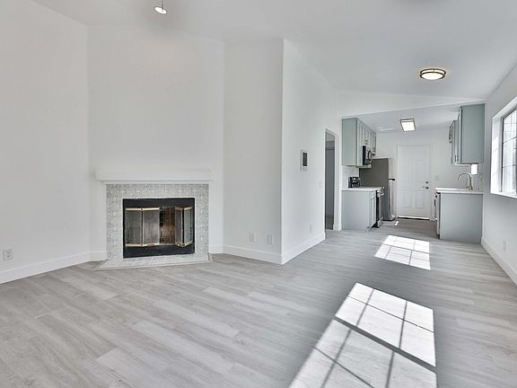 3rd image of 4167 Utah St APT 3