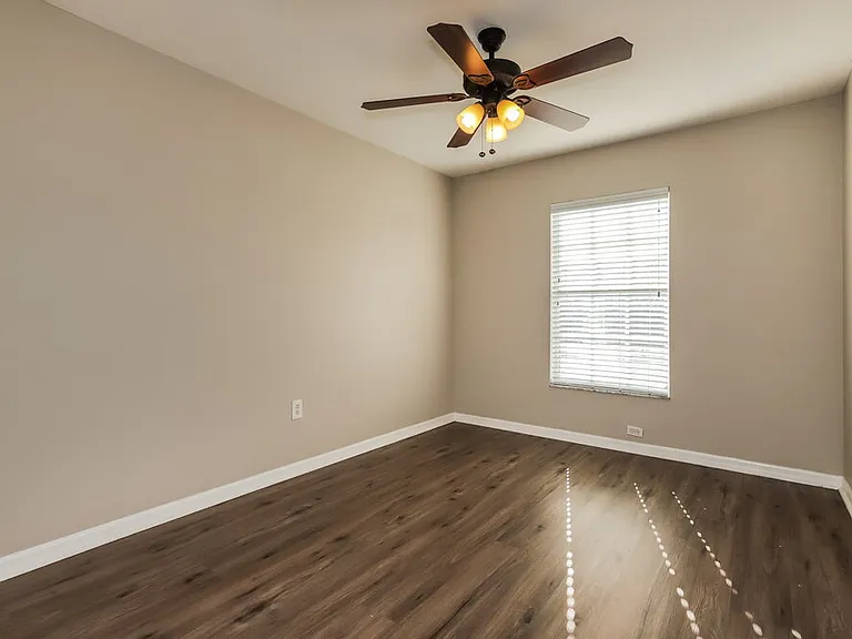 219 Lookout Dr — Photo 13