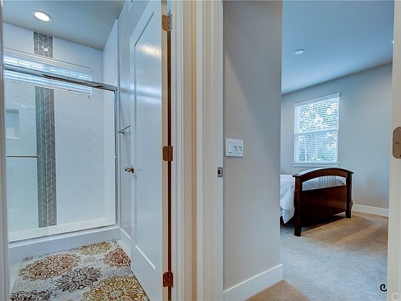 3rd image of 117 Cecil Pl