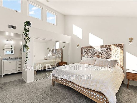 4th image of 231 N Broadway Ave #2