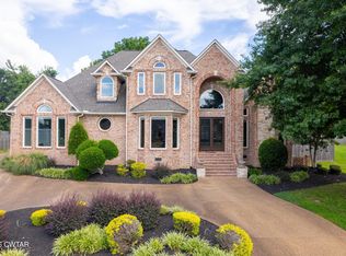 72 Abbey Pl, Jackson, TN 38305