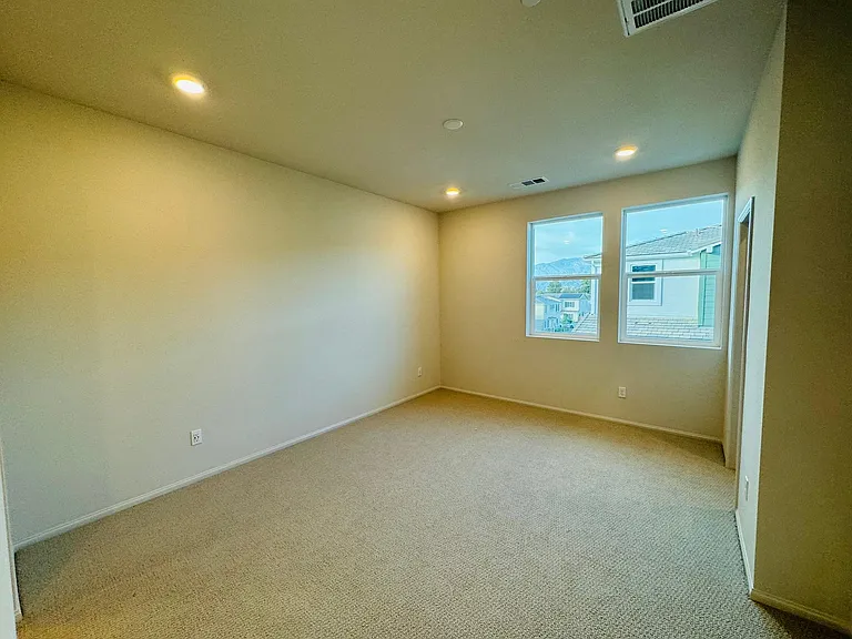 236 Lockhart Way — Photo 18