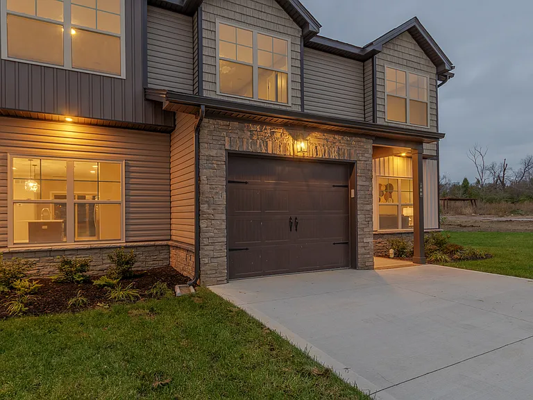 301 Copperfield Way — Photo 3