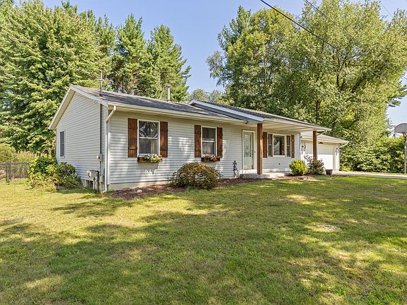 2nd image of 11928 Lakeridge Dr