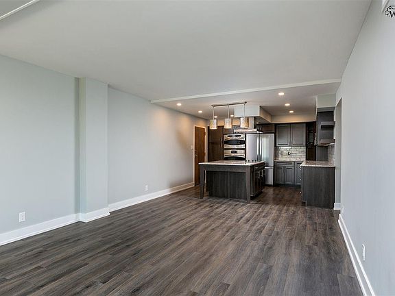 3rd image of 2100 Santa Fe St APT 307