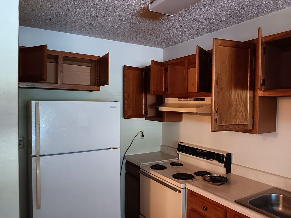 1st image of 8743 Commercial Blvd #B