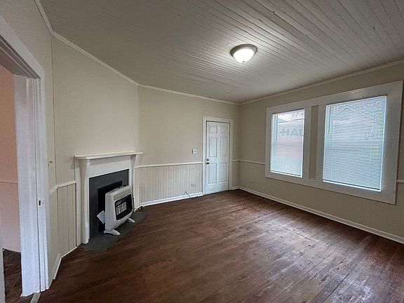 3rd image of 73 Pine St