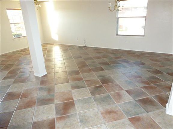 3rd image of 17903 Featherfield Ln