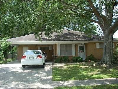 2nd image of 3021 Topaz Dr