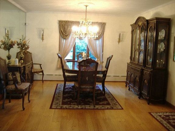 formal dining room