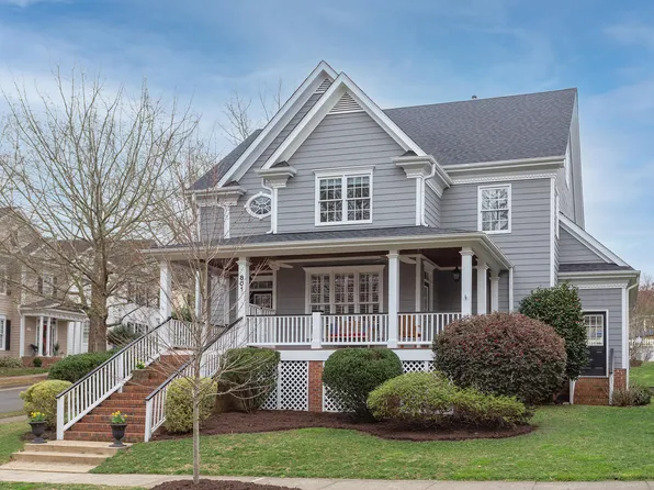 801 Edgewater Cir, Chapel Hill, NC 27516
