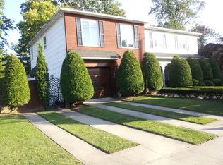 70 Rathbun Ave, Staten Island, NY 10312