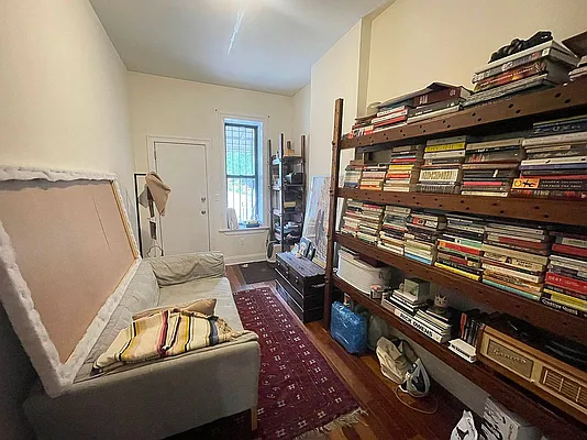 Rented by REAL New York | media 5