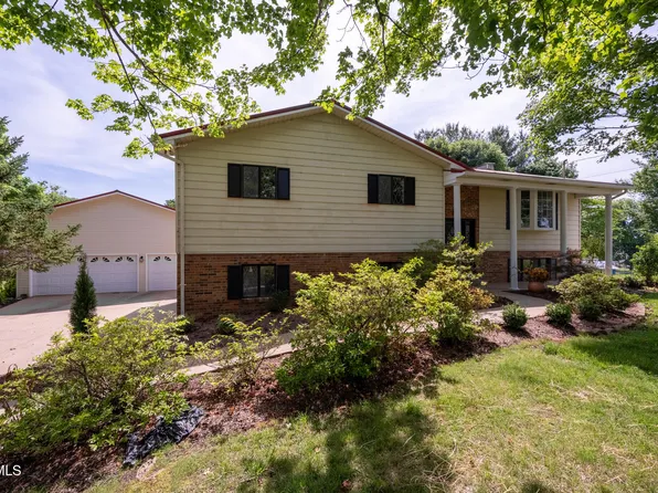 855 Sioux Trl, Greeneville, TN 37743
