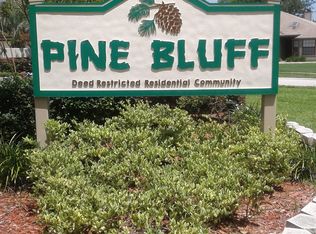 2250 Ironstone Dr W, Jacksonville, FL 32246