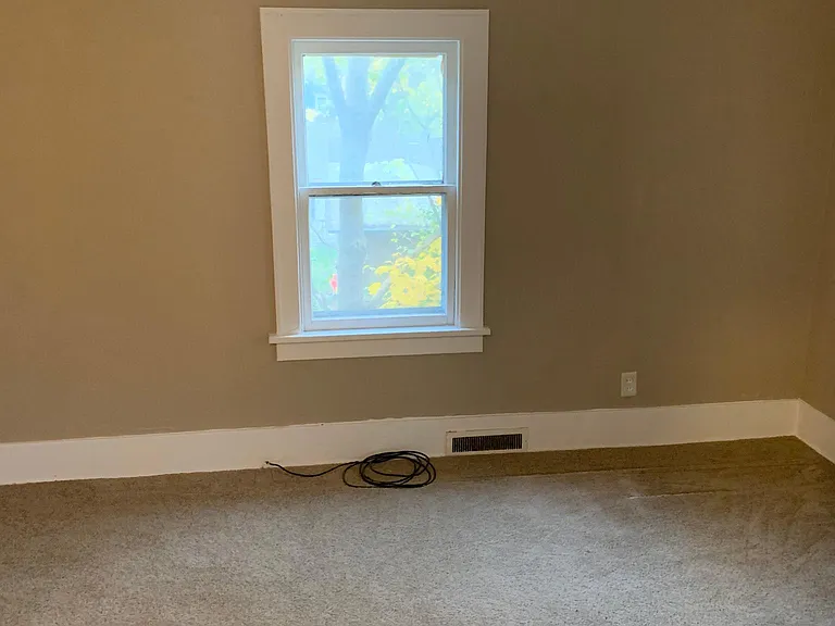 611 Oak St #3 — Photo 8
