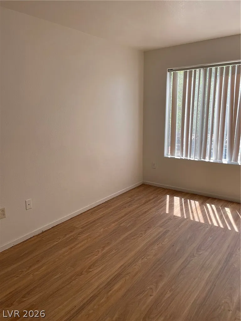 2 bed, 2.0 bath, 1029 sqft, $1,400 — Photo 2