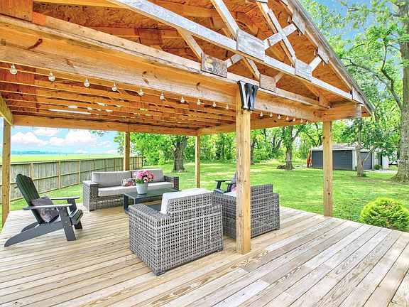 2nd image of 12984 Highway 165 Rd W