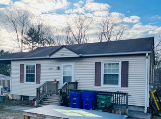 1009 Montgomery St, Blacksburg, VA 24060
