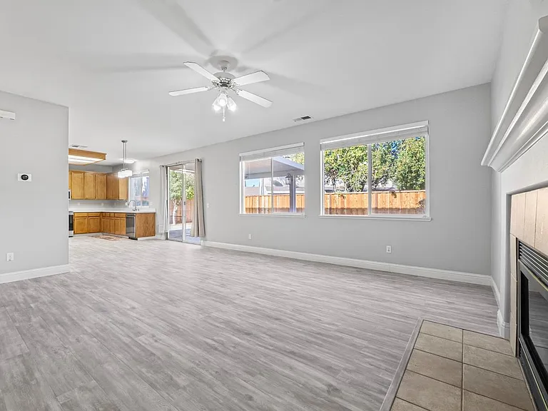 2341 Arthur Nate Haugh Dr — Photo 17