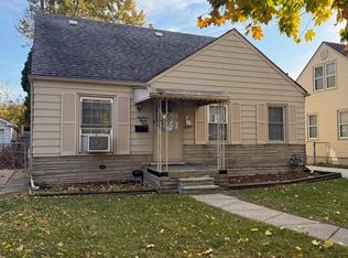 1989 Gregory Ave, Lincoln Park, MI 48146