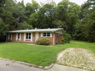 410 W Noble St, Louisburg, NC 27549