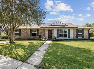 100 Duncan Cir, Lafayette, LA 70503