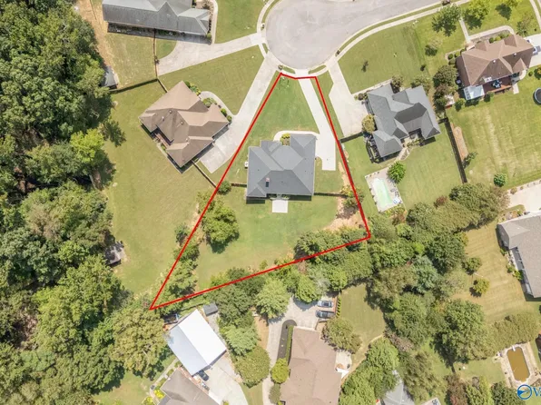 253 Natchez Trl, Huntsville, AL 35806