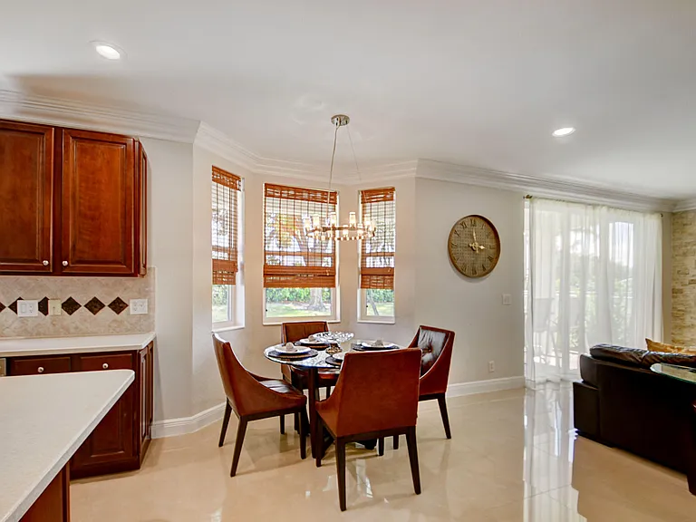 4006 Bahia Isle Cir — Photo 10