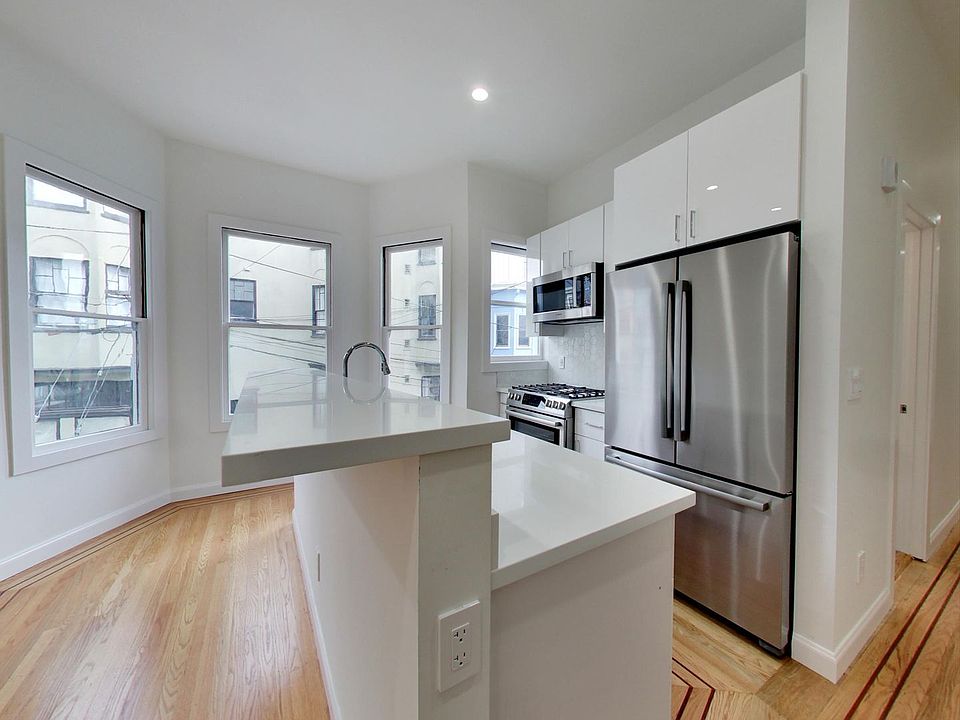 1st image of 844 Greenwich St