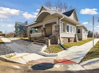 122 W Wilden Ave, Goshen, IN 46528