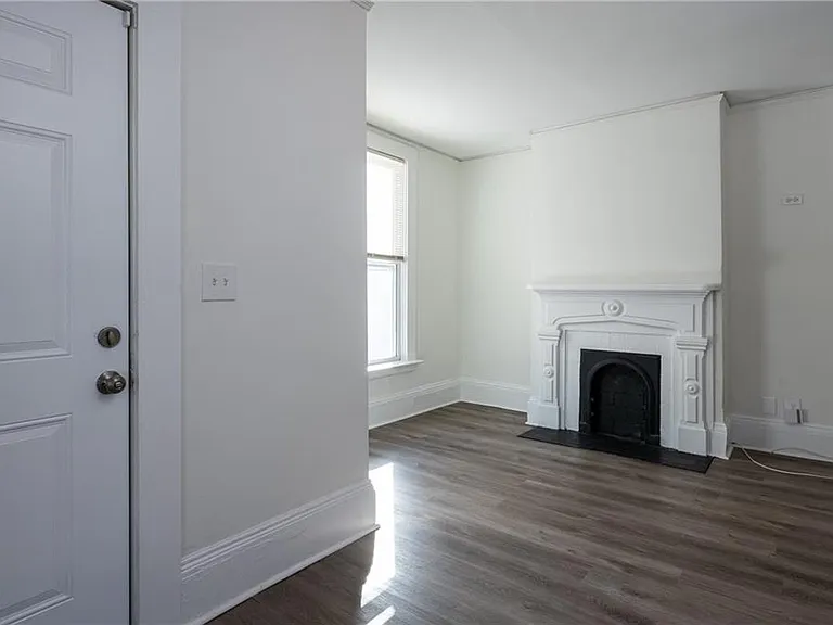 406 Paines Ave NW — Photo 4