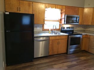 317 Klingenberg Ter, Dubuque, IA 52001