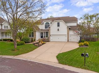 5209 W 161st St, Overland Park, KS 66085