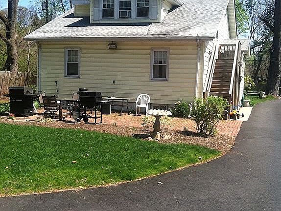 2nd image of 155 Parkway