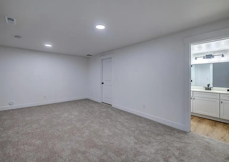 1456 N 3920 W — Photo 23