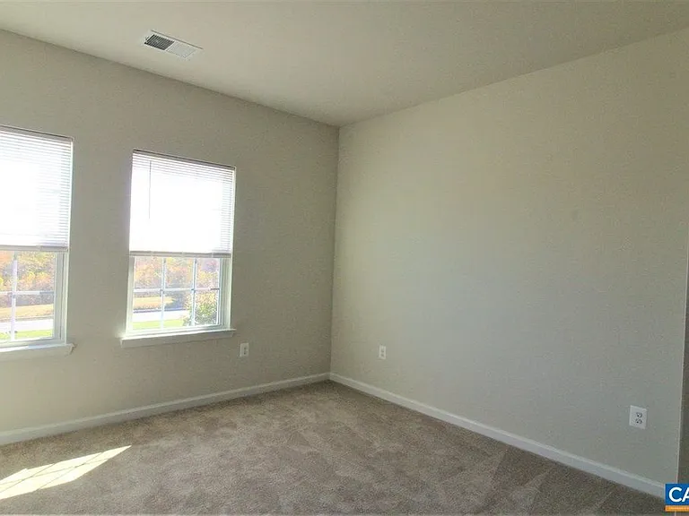 2087 Elm Tree Ct — Photo 12