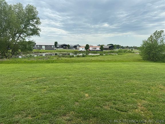 3rd image of 31530 S 4510th Rd #8