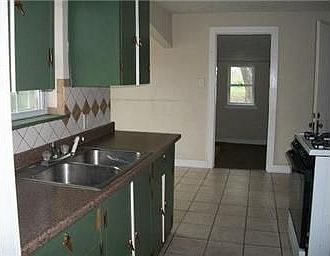 4th image of 2820 N 48th Ter