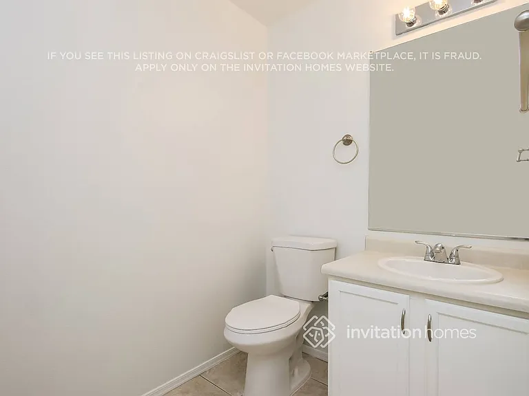 1546 S Danielson Way — Photo 12