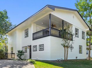 110 Forest St, Pass Christian, MS 39571