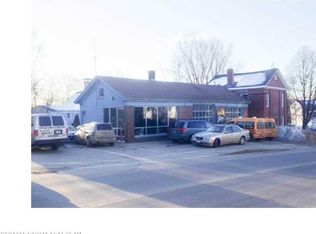 15 Main St, Topsham, ME 04086