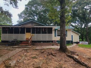 32 Helen Dr, Griffin, GA 30223