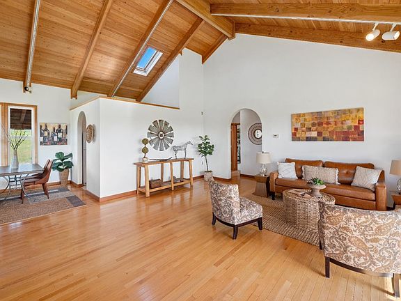 5th image of 1680 Estee Avenue