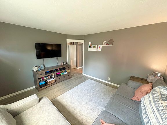 4th image of 75 Alta Vista Dr
