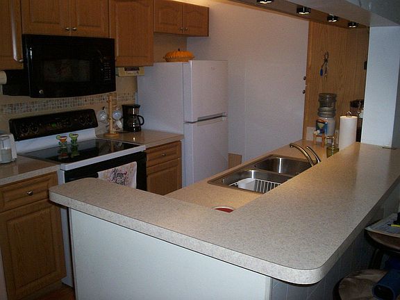 3rd image of 2502 SE Anchorage Cove #2